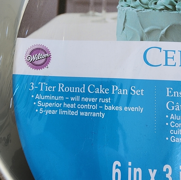 Wilton Celebrate It Round Cake Pan Set of 3 Tiered Cake - Picture 2 of 5